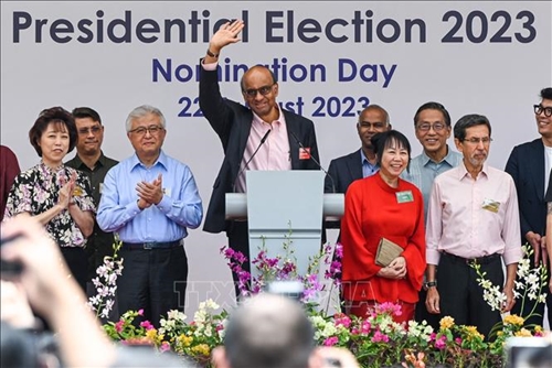 Tổng thống thứ 9 của Singapore tuyên thệ nhậm chức